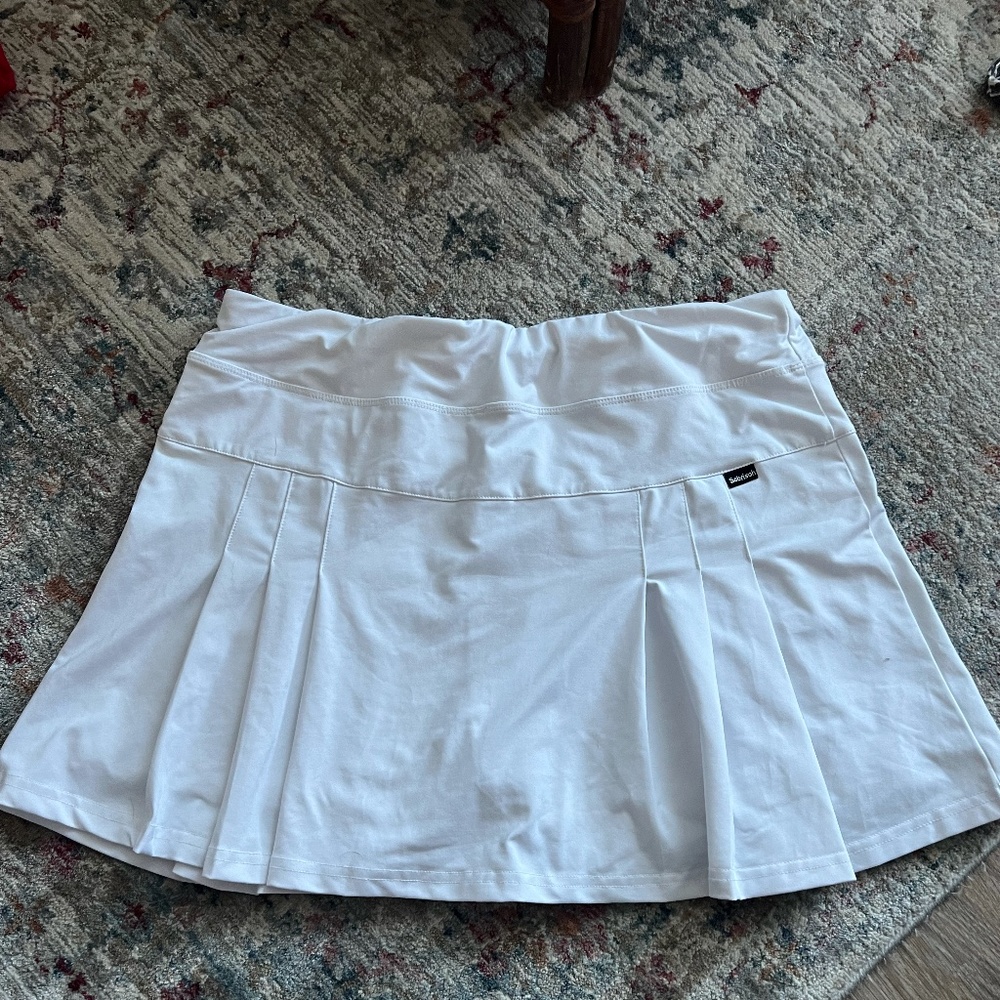 White Sabrisah Tennis Skirt